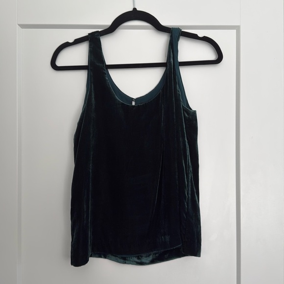 J. Crew Tops - J. Crew green velvet tank top​​​​